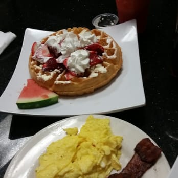 La Mesa Bistro - Belgium waffle with strawberries, bacon and eggs. - Cafes Near Me - La Mesa, California La Mesa Bistro - Belgium waffle with strawberries, bacon and eggs. - Cafes Near Me - La Mesa, California
