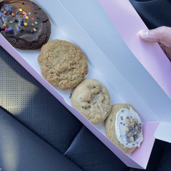 Crumbl - Concord - Pre-ordered and still waited 45 min. Will it be worth it? I think not. - Bakeries Near Me - Concord, California Crumbl - Concord - Pre-ordered and still waited 45 min. Will it be worth it? I think not. - Bakeries Near Me - Concord, California