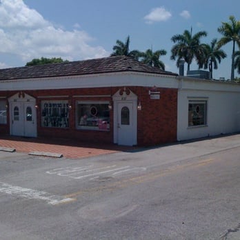 Sassy Cakes - Desserts Near Me - Naples, Florida Sassy Cakes - Desserts Near Me - Naples, Florida