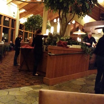 Greg's Grill - Nice atmosphere to start the dining experience - Steakhouses Near Me - Bend, Oregon
