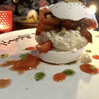 Restaurant Josephine - Strawberry rhubarb pavlova - French Near Me - Auburn, California Restaurant Josephine - Strawberry rhubarb pavlova - French Near Me - Auburn, California