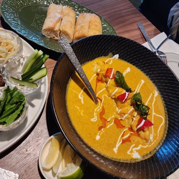 Star Leaf - Asian Fusion Near Me - Pasadena, California