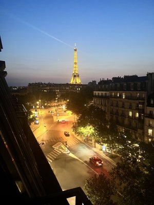 Hôtel La Comtesse Tour Eiffel by null