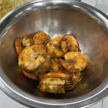 Crawfish Cafe - Shrimp Headless - Seafood Near Me - Houston, Texas