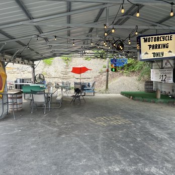 Pop's Southern Style Barbeque - American Near Me - Morehead, Kentucky
