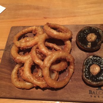 Balgove Larder - Onion rings and BBQ portobellos - Scottish Near Me - Saint Andrews, FIF Balgove Larder - Onion rings and BBQ portobellos - Scottish Near Me - Saint Andrews, FIF