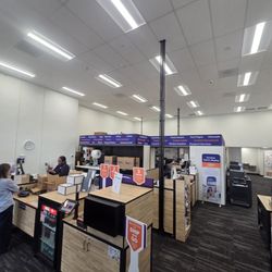 FedEx Office Print & Ship Center - Ship and go is a time saver