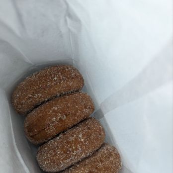 The Red Apple - apple cider donuts - Bakeries Near Me - Murphys, California