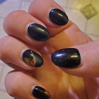 Classy Nails and Spa - My $60 manicure 12 days later. I'm a frequent customer who always tips at least 10 dollars - Nail Salons Near Me - Ankeny, Iowa Classy Nails and Spa - My $60 manicure 12 days later. I'm a frequent customer who always tips at least 10 dollars - Nail Salons Near Me - Ankeny, Iowa