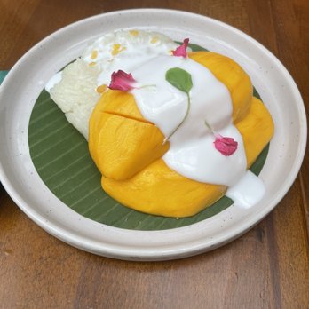 Soothr - Mango Sticky Rice - Thai Near Me - New York, New York