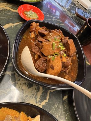 Famous Kitchen by null