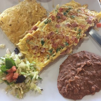 Good Coffee Mexican Kitchen - Mexican omelette with beans and hash browns. - Mexican Near Me - El Paso, Texas