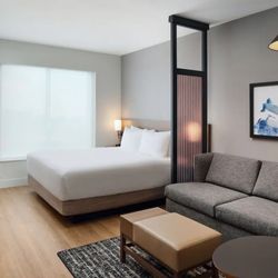 Hyatt Place Melbourne Airport