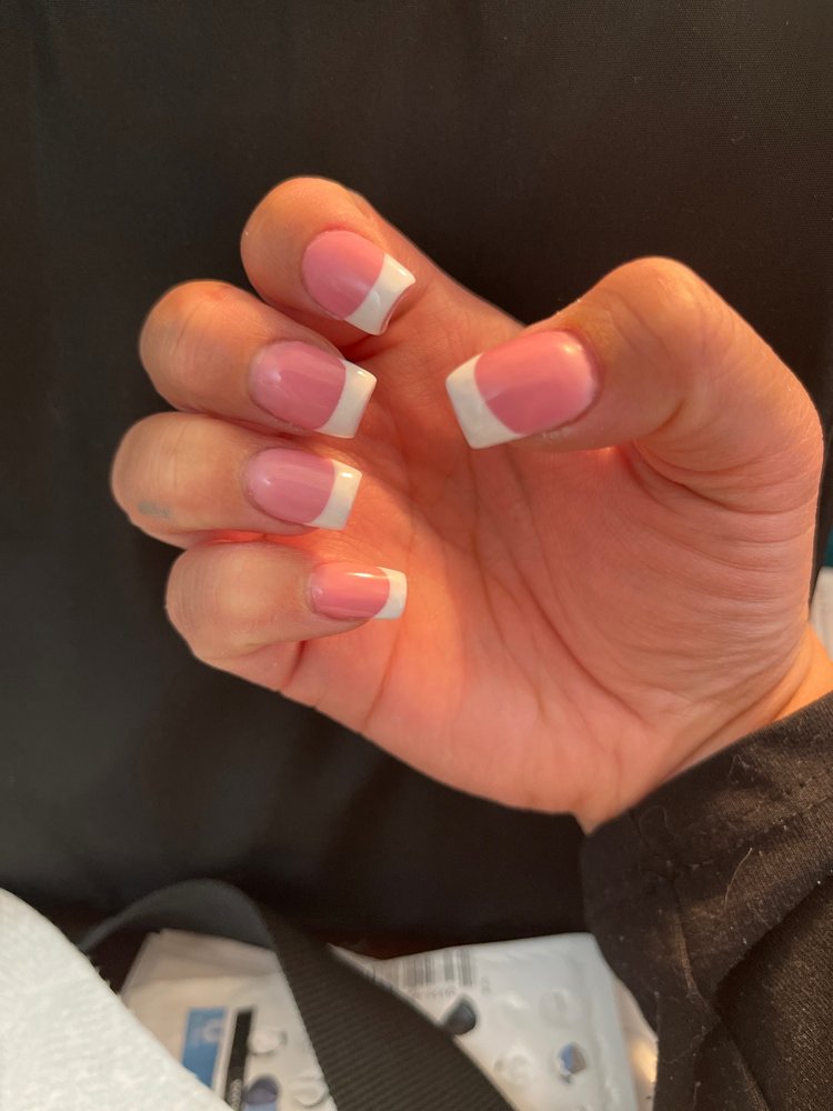 Forever Nails 3
