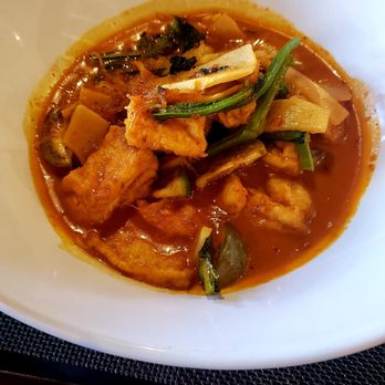 Baan Siam - Gaeng ho gai -- Northern Thai mixed curry with chicken (substituted chicken for tofu) - Thai Near Me - Washington, DC, District of Columbia