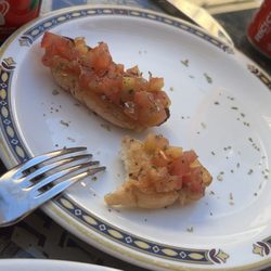Bar Il Protontino - Horrible Bruschetta that I wouldn't feed to a a stray pigeon