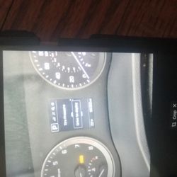 Jiffy Lube - Dash with tire pressure