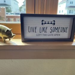Gator's Grilled Cheese Emporium - Cutesie sign in the window.