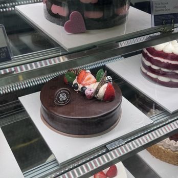 Paris Baguette - Cakes - Bakeries Near Me - Houston, Texas