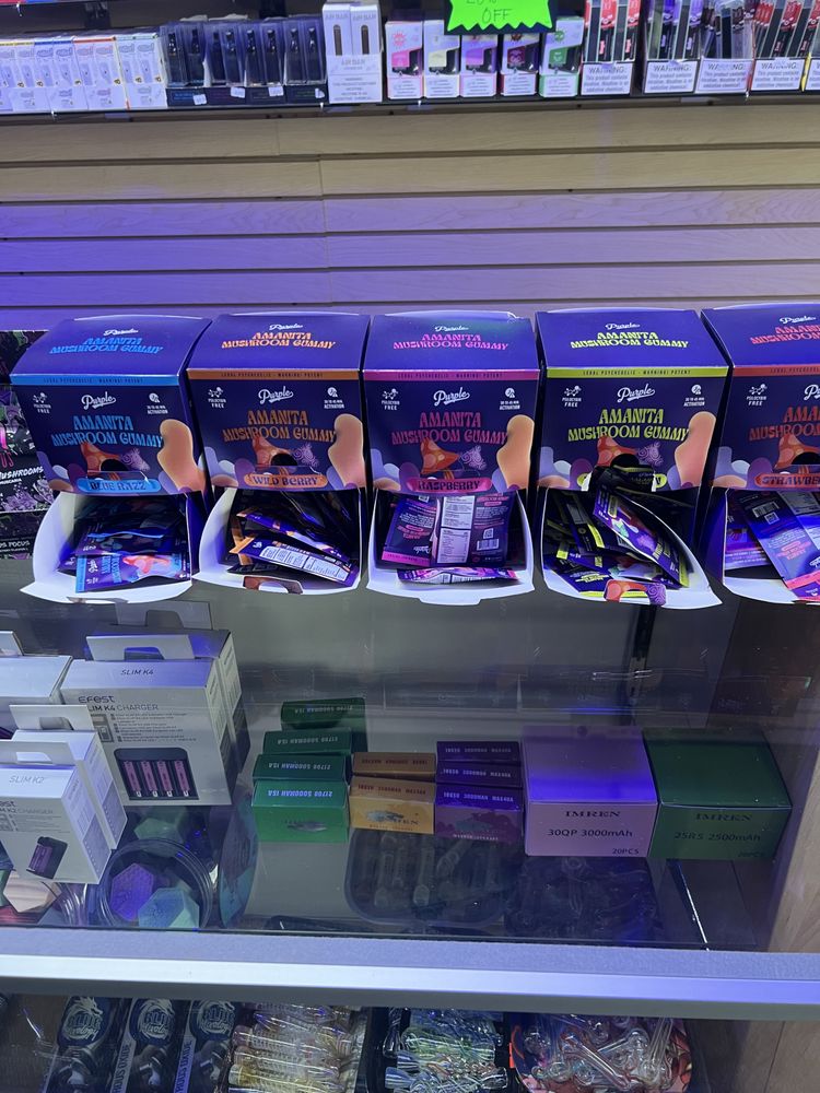 Top Flight Smoke & Vape, Marietta | Roadtrippers Top Flight Smoke & Vape, Marietta | Roadtrippers