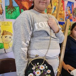 Creative We Are - Creating a bag with embroidery and stitching techniques