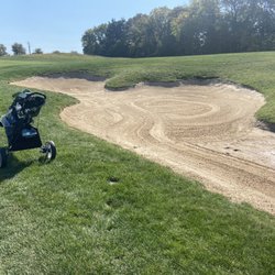Makefield Highlands Golf Club - Not much sand in the traps.