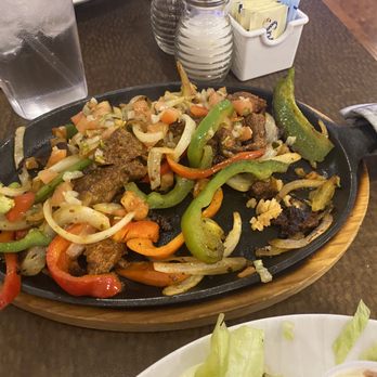 Marilyn's Cafe - Steak fajita - Diners Near Me - Las Vegas, Nevada Marilyn's Cafe - Steak fajita - Diners Near Me - Las Vegas, Nevada