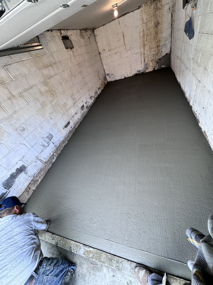 Slide of Pak-Tech Construction