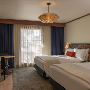 Hotel Daphne - Guest Room - Hotels Near Me - Houston, Texas Hotel Daphne - Guest Room - Hotels Near Me - Houston, Texas