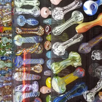 Feelin Right Smoke Shop - Evey single one is hand chosen and top quality. - Tobacco Shops Near Me - Westminster, California