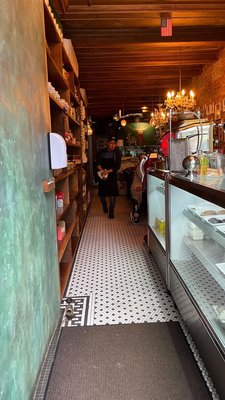 Lil' Frankie's Grocery by null