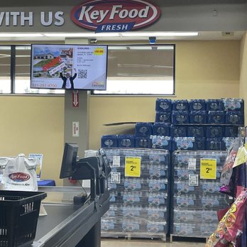 Key Food Supermarket - a cash register and a checkout counter - Grocery Near Me - Clermont, Florida