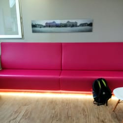 Dr. med. Elisabeth Steigerwald - Wartezimmer