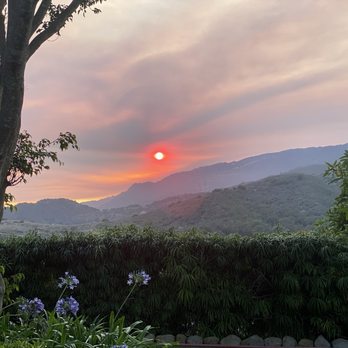Paradise Retreats - Vacation Rentals Near Me - Santa Barbara, California Paradise Retreats - Vacation Rentals Near Me - Santa Barbara, California