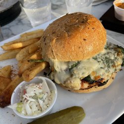 The Saloon - Chicken Sandwich