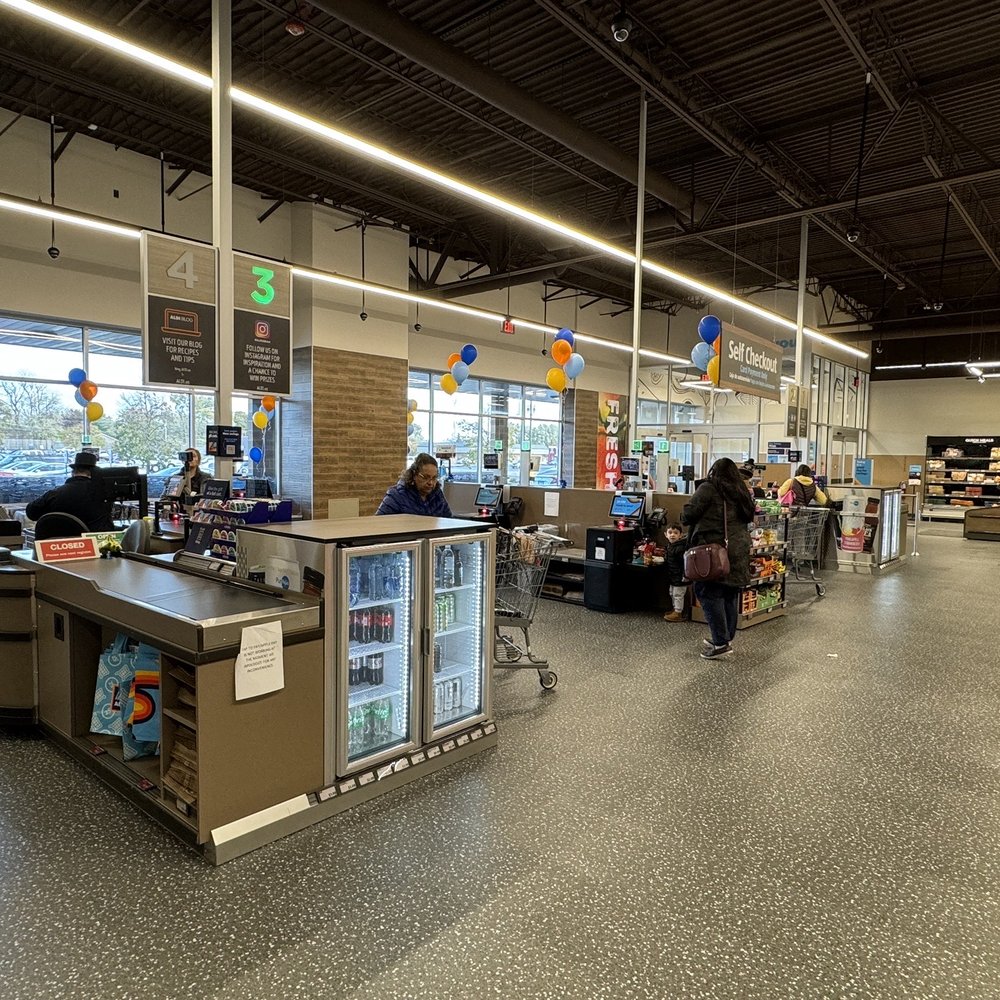 ALDI - Register & Self Check-Out - Grocery Near Me - Streamwood, Illinois ALDI - Register & Self Check-Out - Grocery Near Me - Streamwood, Illinois