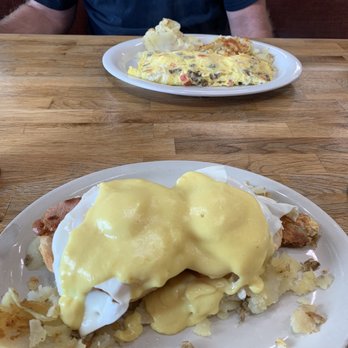 Sunrise Eatery - Eggs Benedict Sunrise Style - American Near Me - Zephyrhills, Florida Sunrise Eatery - Eggs Benedict Sunrise Style - American Near Me - Zephyrhills, Florida