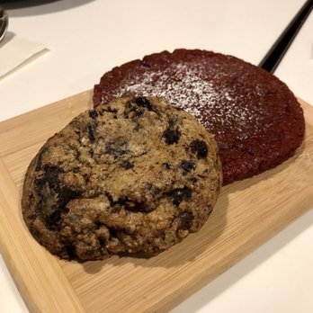 Spot Dessert Bar - Oreo Chocolate and Red Velvet Cookie - Desserts Near Me - Flushing, New York Spot Dessert Bar - Oreo Chocolate and Red Velvet Cookie - Desserts Near Me - Flushing, New York
