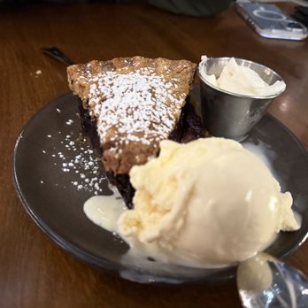 Peekytoe Provisions - Blueberry pie - Seafood Near Me - Bar Harbor, Maine Peekytoe Provisions - Blueberry pie - Seafood Near Me - Bar Harbor, Maine