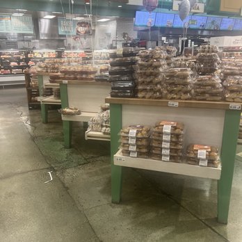 Vallarta Supermarkets - Hot food, bakery area - Grocery Near Me - Pasadena, California Vallarta Supermarkets - Hot food, bakery area - Grocery Near Me - Pasadena, California