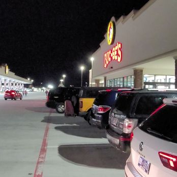 Buc-ee's - Gas Stations Near Me - Crossville, Tennessee