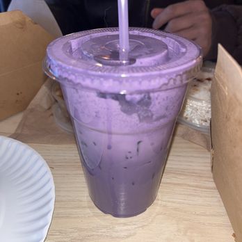 Koco Korean Fried Chicken & Croffles - Ube Milkshake - Korean Near Me - Virginia Beach, Virginia