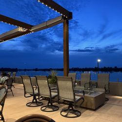 EdgeWater Dining & Spirits - Outdoor seating on the river