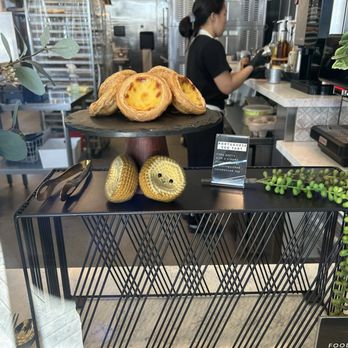 Paderia Bakehouse - Pastries - Desserts Near Me - Fountain Valley, California