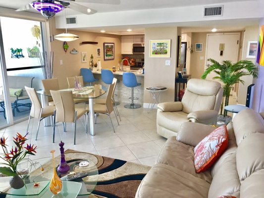 House of the Sun by null