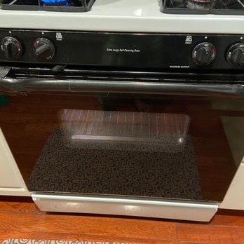 Spekless Cleaning - Stove - Home Cleaning Near Me - Arlington, Virginia Spekless Cleaning - Stove - Home Cleaning Near Me - Arlington, Virginia