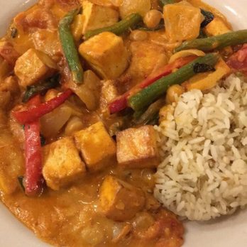 Schlafly Bottleworks - Tofu tikka masala - Brewpubs Near Me - Maplewood, Missouri Schlafly Bottleworks - Tofu tikka masala - Brewpubs Near Me - Maplewood, Missouri