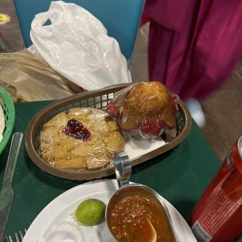 Super Antojitos de la calle 4ta - Pan dulce - Mexican Near Me - Tijuana, BCN Super Antojitos de la calle 4ta - Pan dulce - Mexican Near Me - Tijuana, BCN