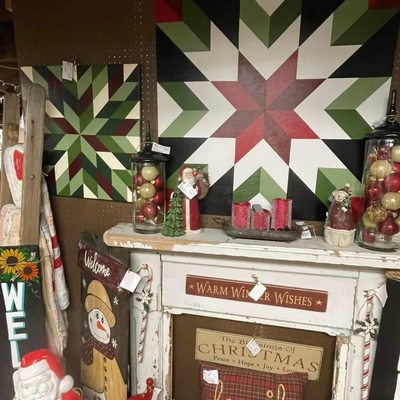 Warehouse Antique Mall Marion IL by null