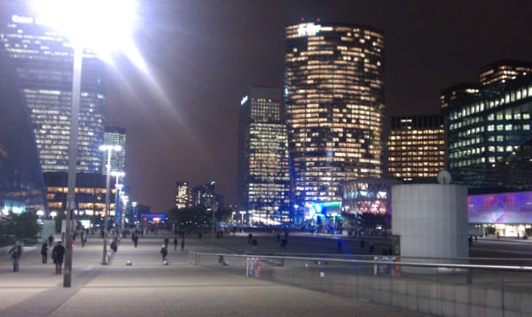 La Défense by null